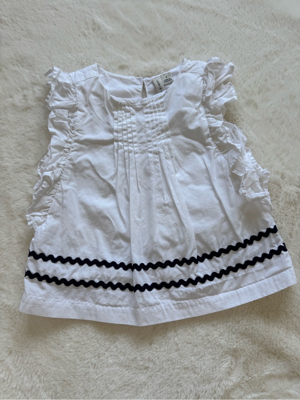 Janie and Jack White Ruffle Pintuck Top Girls Size 3 Navy Ric Rac Blouse